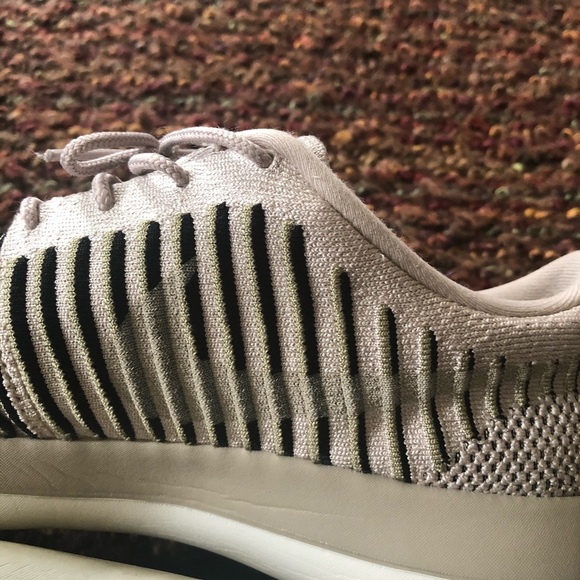 Nike Sneakers - Picture 5 of 6